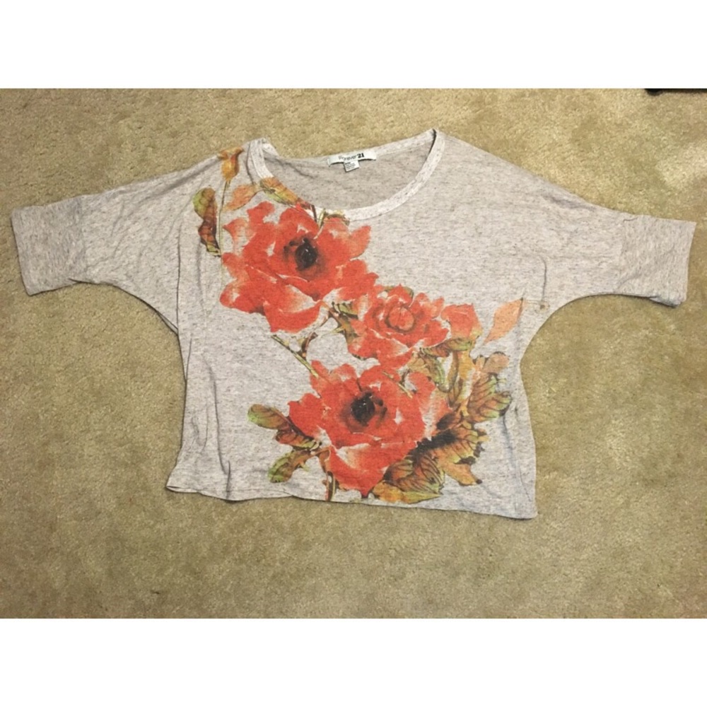 Short sleeve crop top